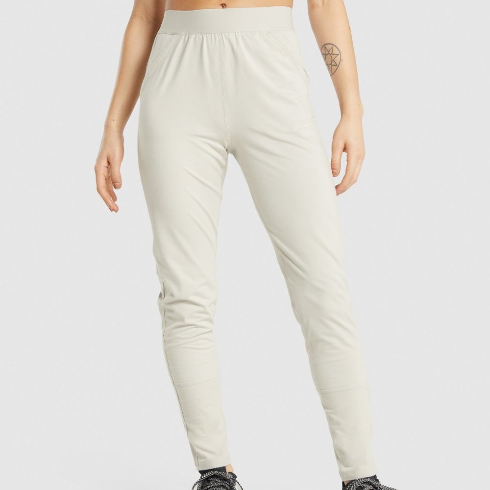 GYMSHARK tan grey pause cozy legging